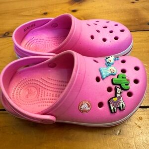 J1 Crocs with Elsa jibitz